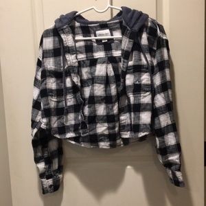 American Eagle Outfitters crop buttonlDown distress flannel plaid hoodie shirtXS